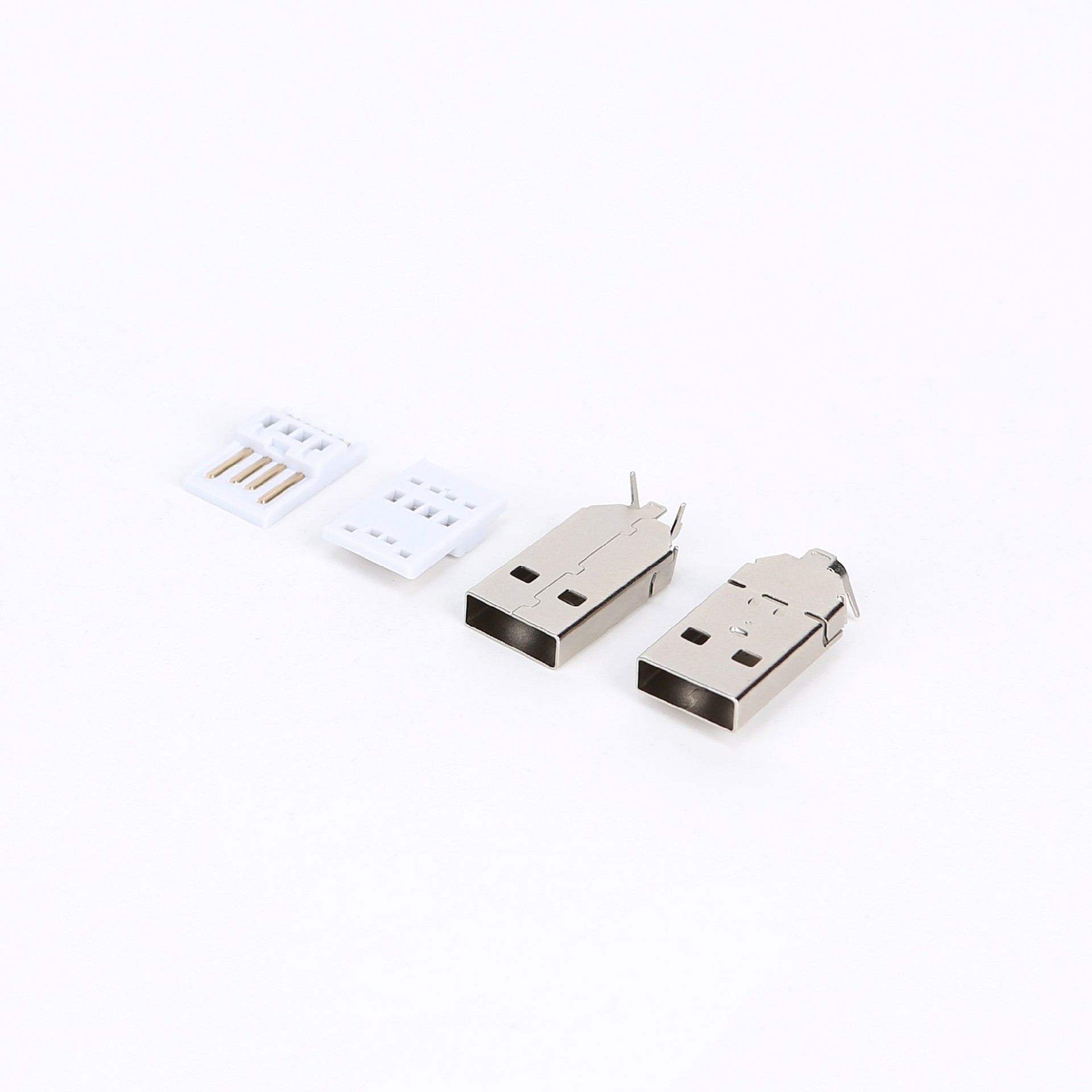 B09A42/S09A47 USB2.0 AM 二件式 无凹点 L17.6