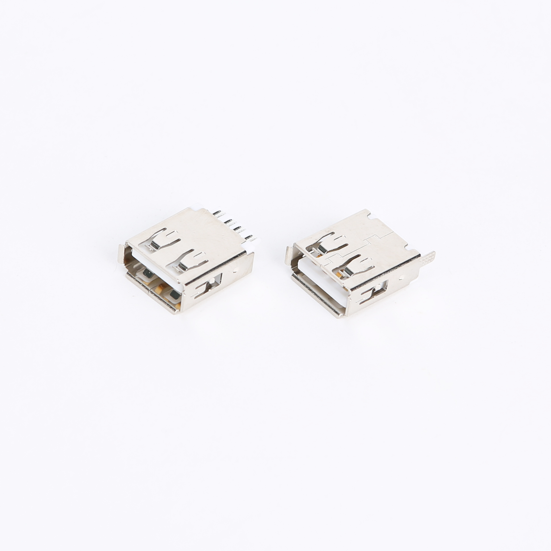 C10S31 USB2.0 AF 有尾后塞