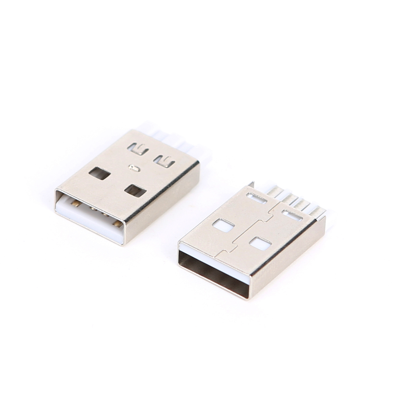 CO9A76 USB2.0 AM 短体 低脚 防开口